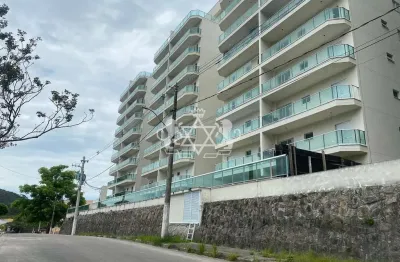 Maravilhosa cobertura duplex à venda, bairro tranquilo, preservado e próximo da praia e centro da c