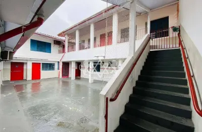 Prédio à venda na Rua Jacareí, 197, Sumaré, Caraguatatuba