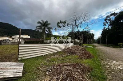 Terreno à venda, localização privilegiada com 384m² no condomínio mar verde ii caraguatatuba, sp.