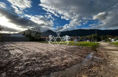 Terreno à venda na Rua Vermelho, 10, Mar Verde II, Caraguatatuba