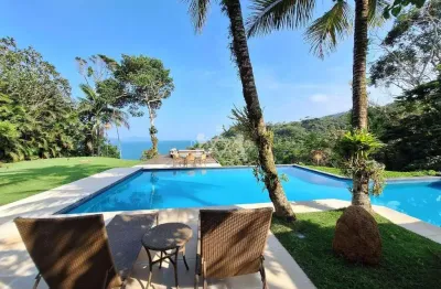 Casa a  venda, com vista exuberante para o mar, piscina, em condominio, na prainha brava da dura, em ubatuba-sp.
