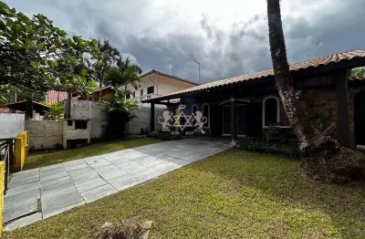 Casa a venda, 3 dormitorios sendo 1 suite com 157m2 / at, no cond  verde mar, caraguatatuba, sp.