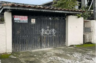 Casa  a venda, travessao, caraguatatuba, sp, com excelente localizacao em 2 lotes.