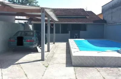 Excelente casa com 2 dorm sendo 1 suite, com piscina + edicula com entrada independente a venda, barranco alto, caraguatatuba, sp