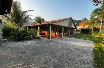 Casa a venda com 620m2/ area do terreno / e 314.03m2 de area util, 3 dormitorios sendo uma suite  no massaguacu, caraguatatuba, sp