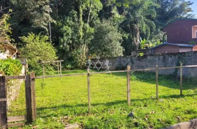 Terreno à venda no Balneário Gardem Mar, Caraguatatuba 