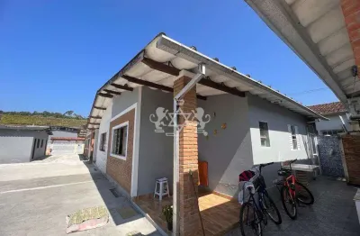 Casa terrea, condominio fechado a venda, bairro getuba, proximo massaguacu e capricornio, caraguatatuba, sp