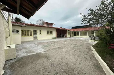 Casa com 4 quartos à venda no Sumaré, Caraguatatuba 
