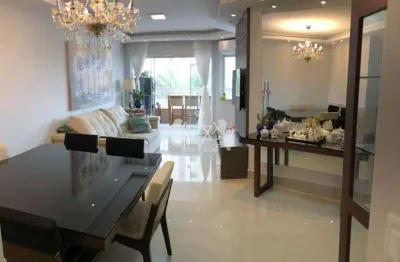 Apartamento à venda, prédio frente mar no Indaiá, Caraguatatuba, SP