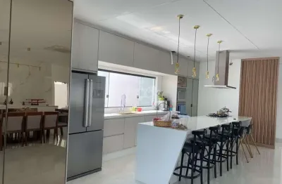 Linda casa de alto padrao em condominio a venda, mar verde ii, caraguatatuba, sp