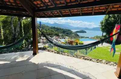 Casa a venda, cond. pulso,devido a sua natureza intocada e ao acesso controlado, a praia do pulso oferece uma vista deslumbrante, com um cenario paradisiaco.
