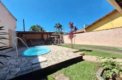 Casa a venda com 2 dormitorios sendo 01 com suite , e 01 banheiro social  no bairromorro do algodao, caraguatatuba, sp