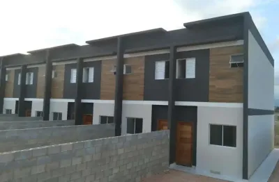 Sobrado em condominio a venda, 70m2, 02 suites, taruma, caraguatatuba sp.