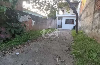 Sobrado com 3 dormitorios e sacada a venda, pereque mirim, caraguatatuba, sp