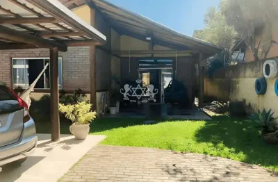 Casa a venda no bairro pontal de santa marina, caraguatatuba, sp