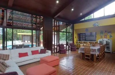 Casa a venda, em condominio fechado toque-toque pequeno, sao sebastiao, sp