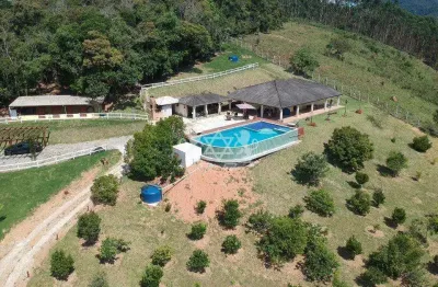 Maravilhoso sitio a venda, no bairro tranquilo do cedro, no municipio de paraibuna, proximo a praia e a capital