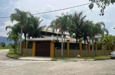 Casa Terrea com Piscina a Venda, Pontal de Santa Marina, Caraguatatuba, SP