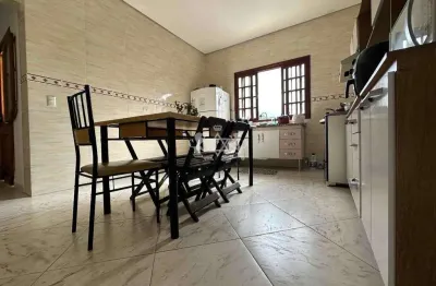 Casa com 3 quartos à venda na Rua Dez, 10, Capricórnio II, Caraguatatuba