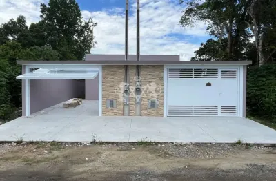 Casa 3 Dormitórios Geminada à Venda, Golfinho, Caraguatatuba, SP