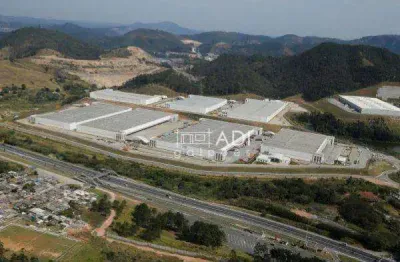 Barracão / Galpão / Depósito para alugar na Atalho Ribeirão Dos Cristais, 200, Empresarial Paineira (Jordanésia), Cajamar