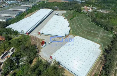 Galpão logístico para locação - 19.057 m² - rod. regis bittencourt - embu das artes - sp