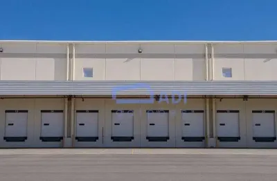 Galpão 8832 m² – 10 docas e pé direito 12 m – araçariguama/castelo branco