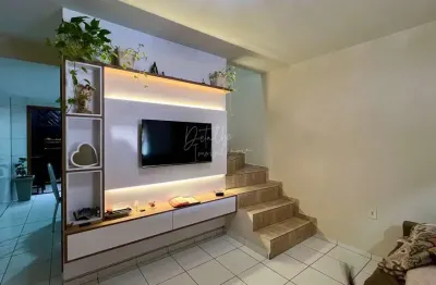 Casa em condomínio fechado com 2 quartos à venda no Cancelli, Cascavel 