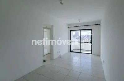 Apartamento com 2 quartos para alugar na Rua Antônio da Silva Coelho, 151, Armação, Salvador
