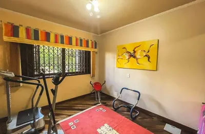 Casa com 4 quartos à venda na Rua André Michelon, --, Cruzeiro, Caxias do Sul
