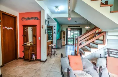 Casa em Condomínio para venda  no Bairro Serraria em Porto Alegre