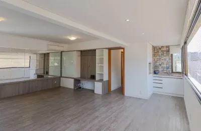 Apartamento para venda  no Bairro Auxiliadora em Porto Alegre