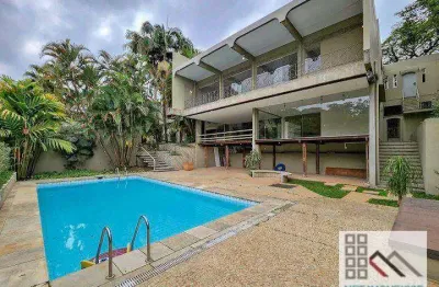 Casa (900m²), 5 suítes, 8 vagas. região do clube paineiras. casa em rua fechada na região do morumbi horas