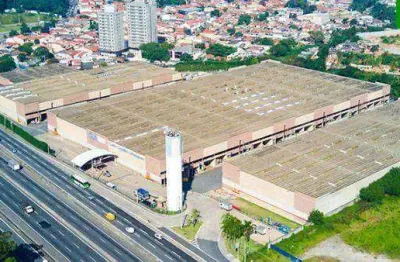 Galpão – centro logístico (1.350m²), 4 banheiros, 4 vagas. ao lado da rodovia anhanguera e próximo ao rodoanel