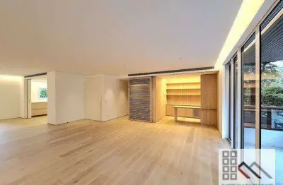 Apartamento 3 dormitório (211m²), 3 suítes, varanda, 3 vagas. ao lado do parque do povo
