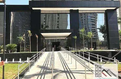 Sala comercial (323m²), 2 banheiros, 9 vagas. em frente do fórum trabalhista de são paulo