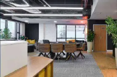 Conjunto comercial (340m²), 4 banheiros, totalmente mobiliado, 5 vagas.  próximo da estação berrini da cptm