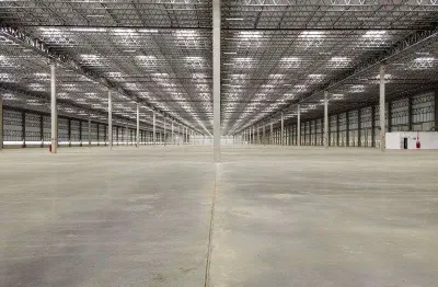 Galpão logístico (8.369,10m²), 6 banheiros, 13 vagas. glp régis, moderno e altíssimo padrão