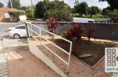Casa térrea 3 dormitórios (171m²), 2 banheiros, 1 edícula, quintal, 1 vaga. no bairro do joão aranha
