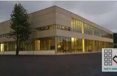 Galpão logístico (5.345,56m²), 6 banheiros, 6 vagas. ao lado da rodovia fernão dias