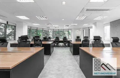 Laje comercial (330m²), 6 banheiros, 5 vagas, totalmente equipado e mobiliado