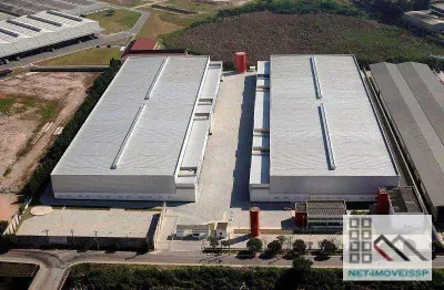 Galpão logístico (4.303m²), 6 banheiros, 10 vagas. ao lado da rodovia bandeirantes em jundiaí