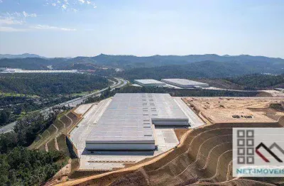 Galpão logístico (9.524,71m²), 12 banheiros, 13 vagas. glp bandeirantes i, moderno, altíssimo padrão e localização estratégica
