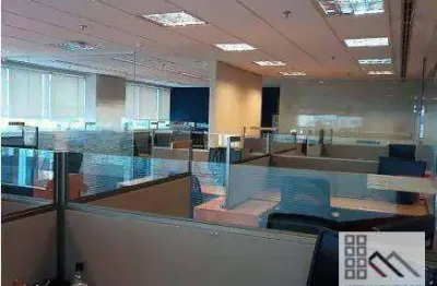 Laje inteira (454,66m²), 4 banheiros, 12 vagas. ao lado da estação vergueiro do metrô