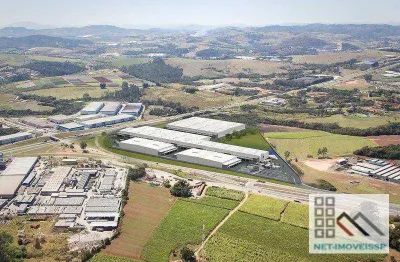 Galpão logístico (2.806,38m²), 14 vagas. localização estratégica, fácil acesso pela rodovia dom pedro i