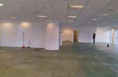 Conjunto comercial (373m²), 3 banheiros, 11 vagas. próximo do shopping vila olímpia