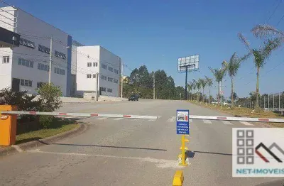 Galpão comercial/industrial (1000m²), 4 banheiros, 6 vagas. região com incentivos fiscais