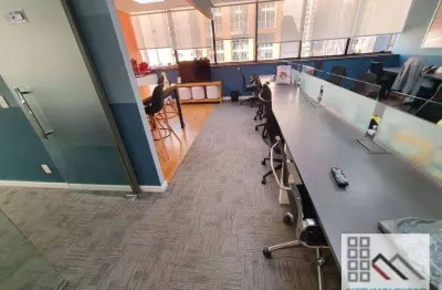 Laje comercial (300m²), 6 banheiros, 7 vagas, totalmente mobiliado