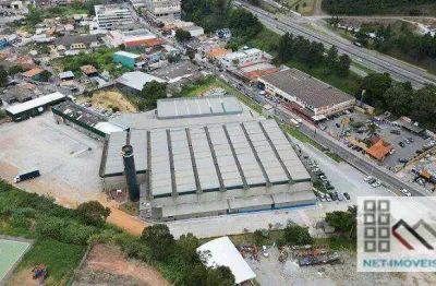 Galpão comercial/industrial (8.640m²), 6 banheiros, 10 vagas. ao lado da rodovia fernão dias