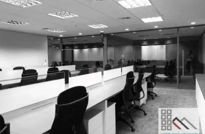 Conjunto comercial (230m²), 4 banheiros, mobiliado, 4 vagas. ao lado do shopping vila olímpia